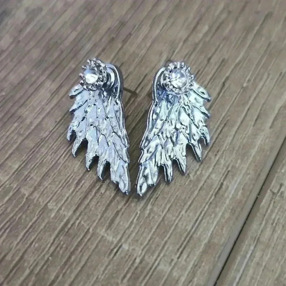 Zirconia Angel Wing Earrings • Silver